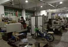 大鐵生產(chǎn)了首臺采用光學傳感器是線切割機床