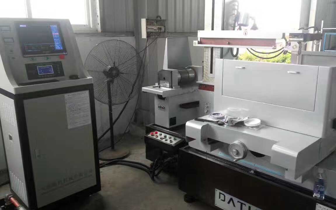 DK630線切割機床現(xiàn)場安裝