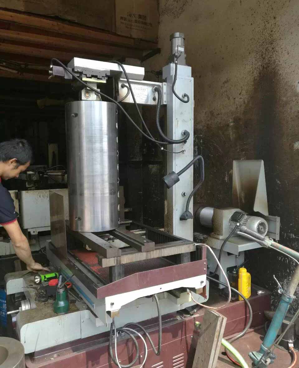電火花線切割機(jī)械配件加工