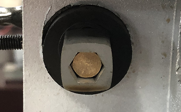 中走絲沒(méi)開(kāi)機(jī)有高頻解決辦法1